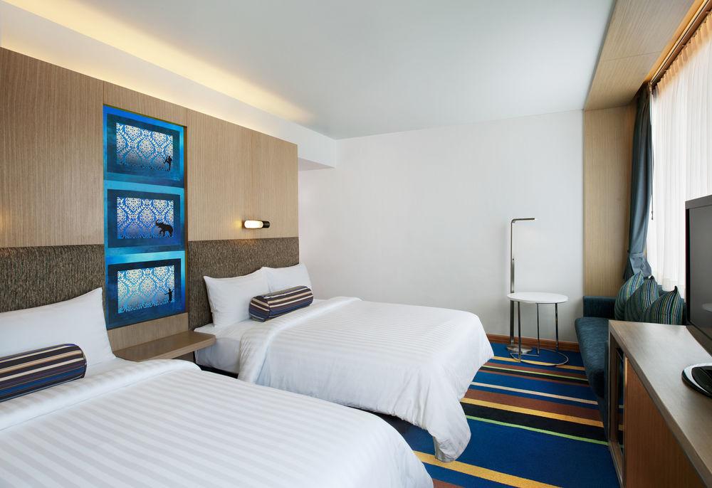 Hotel Aloft - Sukhumvit 11 4*