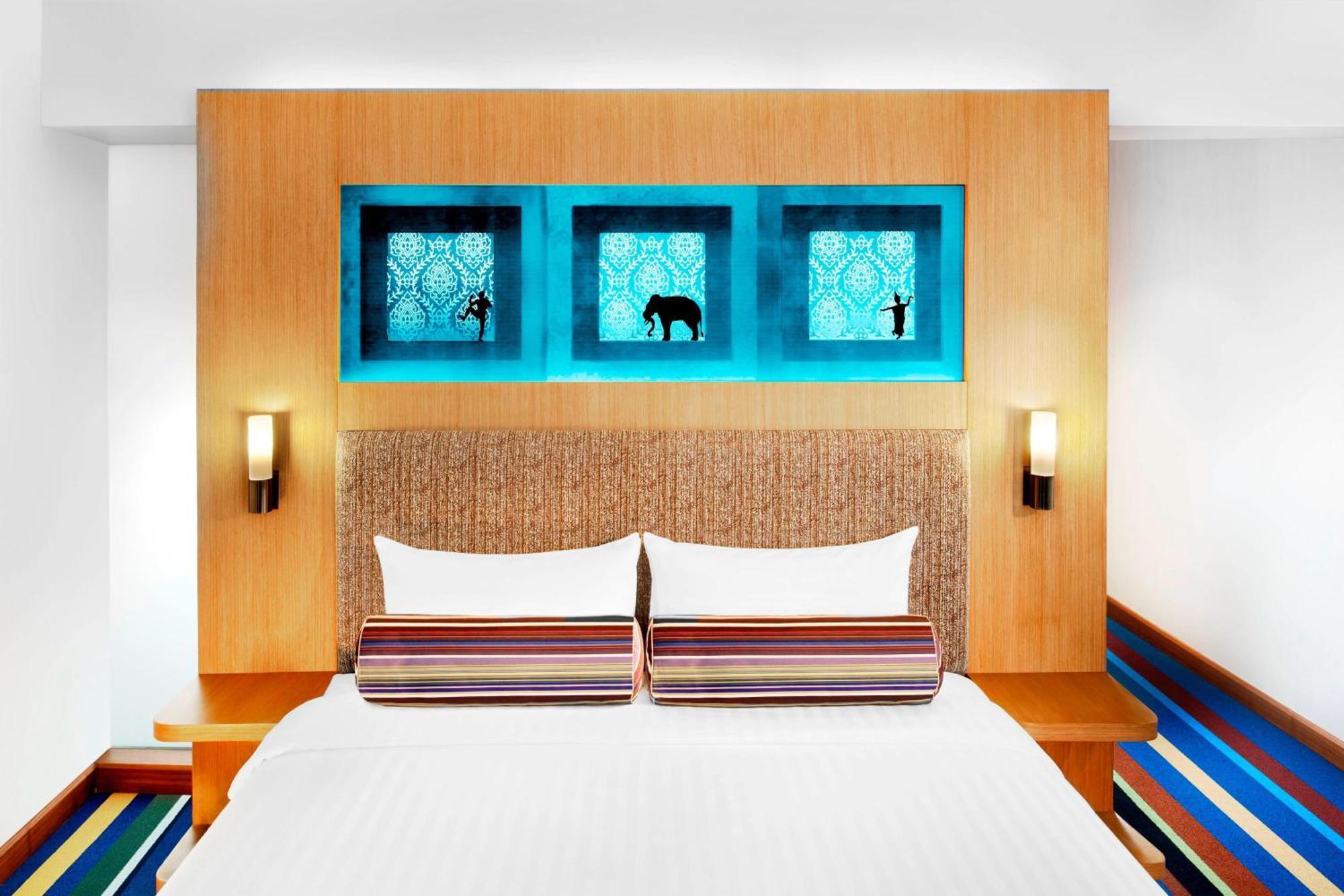 Hotel Aloft - Sukhumvit 11 4*